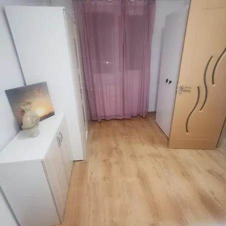 Apartament Ciresica Διαμέρισμα *